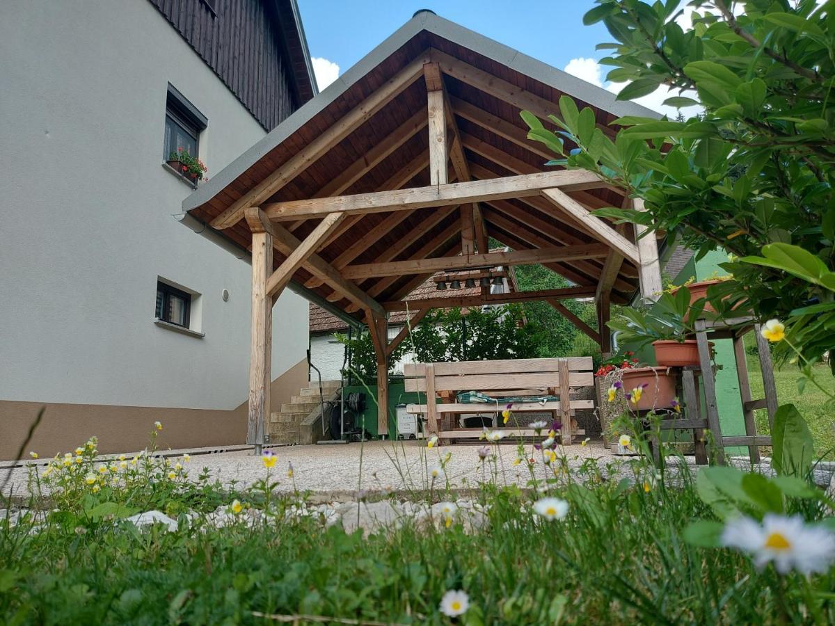 Apartmaji Katrc Soča Exterior foto