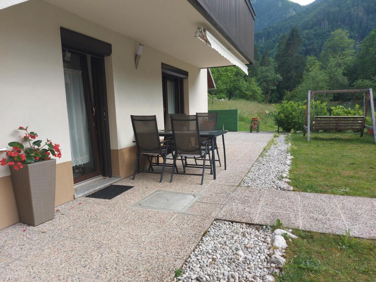 Apartmaji Katrc Soča Exterior foto